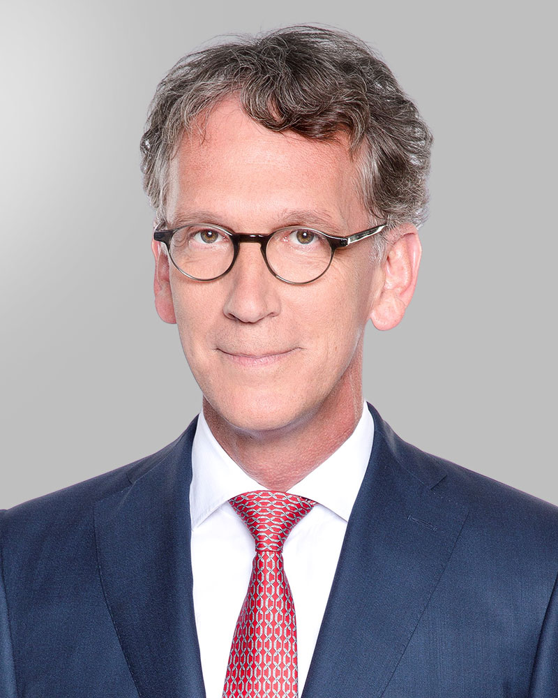 Dr. Christoph Kneip