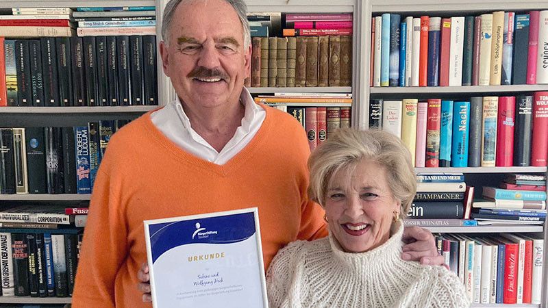 Wir begrüßen den 100. Stifter