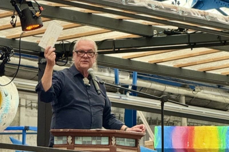 Versteigerung mit Manes Meckenstock zugunsten der BürgerStiftung Düsseldorf